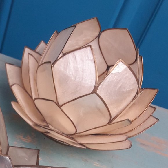 Lotus Flower Candle Holder Tea Light Mother Of Pear Shell Natural Metal - Picture 10 of 10